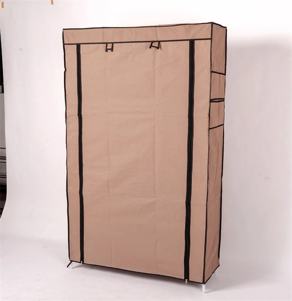 Shoe rack with cover